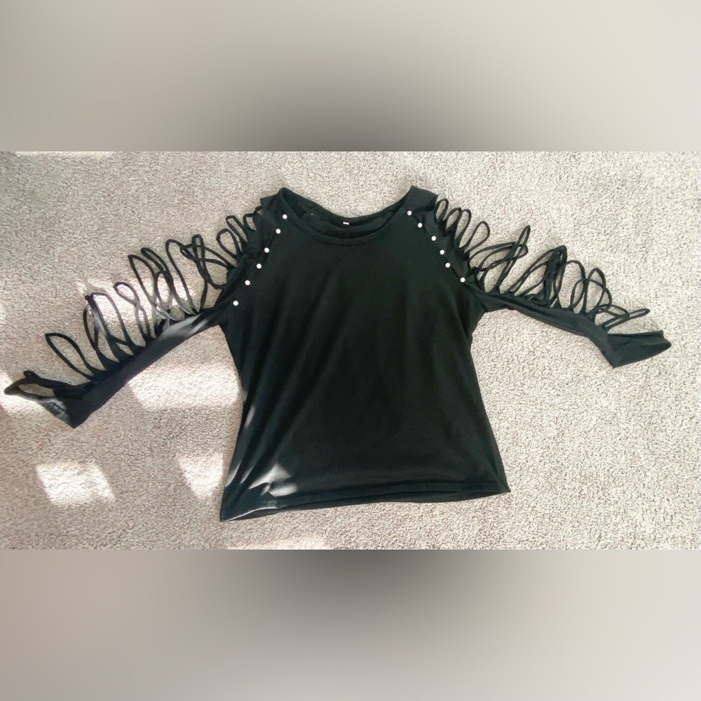 Cold Shoulder Sexy Pearl Shirt